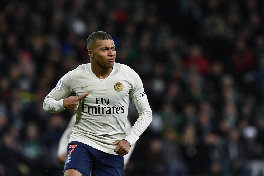 皇马这操作看不懂! 冬窗按兵不动, 明夏必抢阿根廷超新星, 为啥?